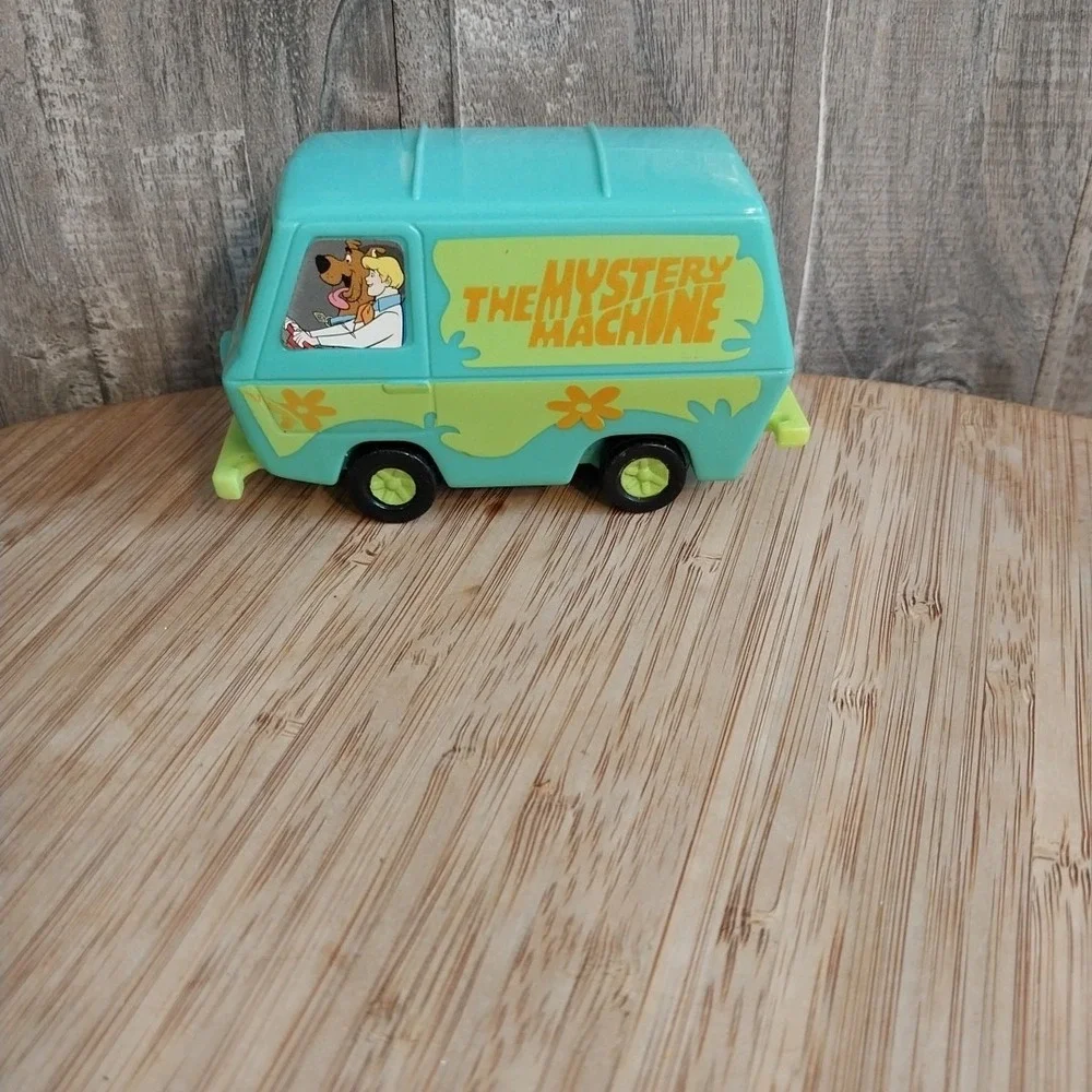 Vintage Scooby Doo Mystery Machine Van Hanna Barbera Toy Car 2001